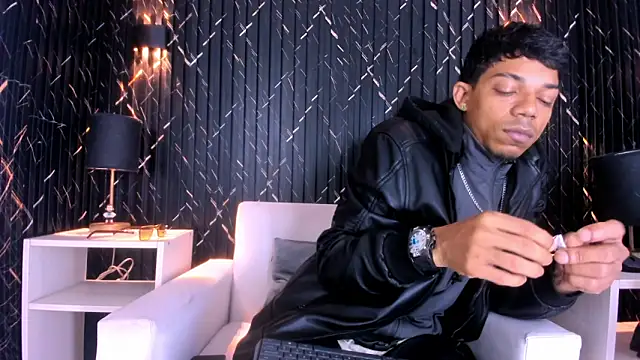 Gregory Sforza online show from 12/05/25, 08:28