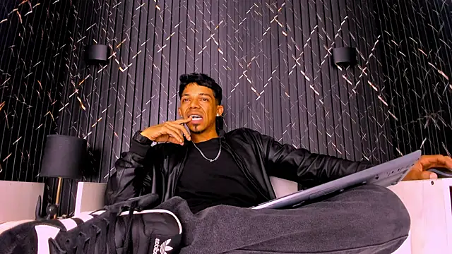 Gregory Sforza online show from 04/12/26, 10:29