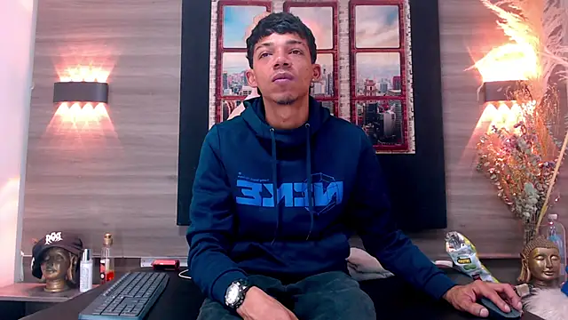 Gregory Sforza online show from 12/02/25, 07:04