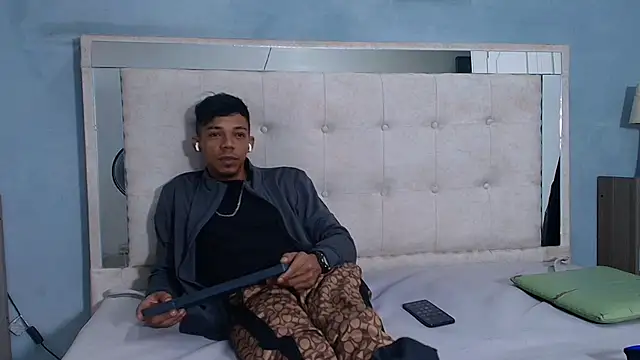 Gregory Sforza online show from 09/18/25, 12:08