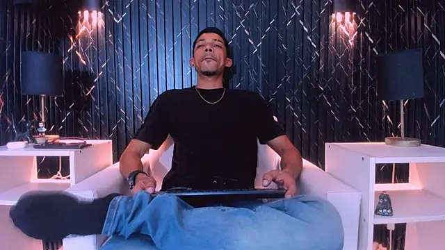 Snapshot of Gregory_Sforza chatting on 02/04/26, 07:09 Gregory Sforza online show from 02/04/26, 07:09