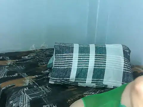 clover cams1874 online show from 11/10/25, 05:29