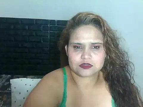 clover cams1874 online show from 11/27/25, 11:54