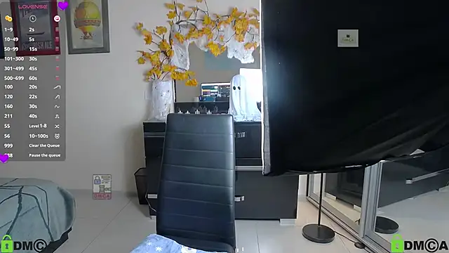 Lilysweet13 online show from 10/29/25, 11:20