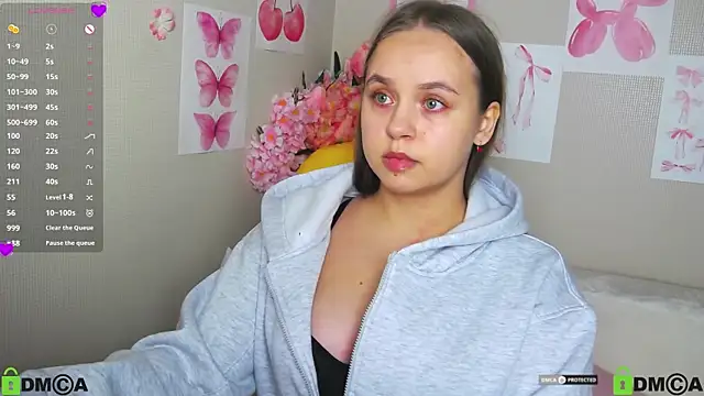 Lilysweet13 online show from 10/10/25, 12:39