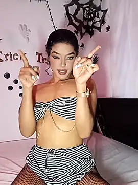 Aphrodite-777 online show from 10/21/25, 09:36