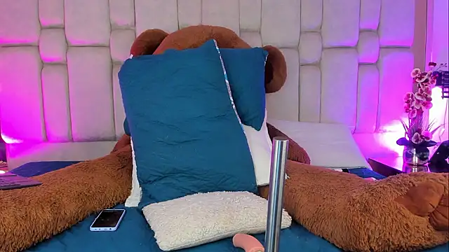 Snapshot of Daia_Ortiz chatting on 02/04/26, 10:27 Daia Ortiz online show from 02/04/26, 10:27