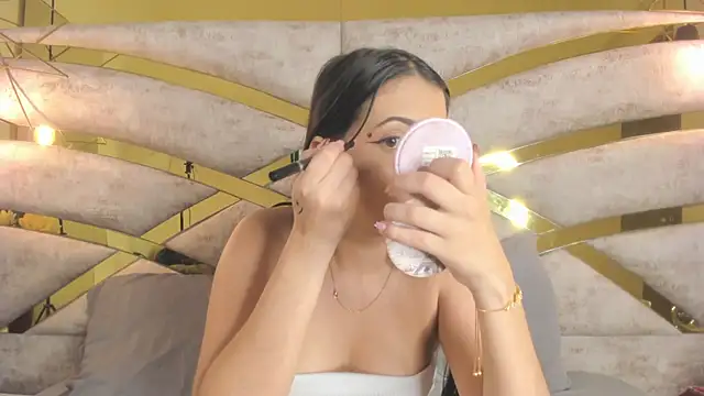 Sofiia Rossee  online show from 10/25/25, 08:31