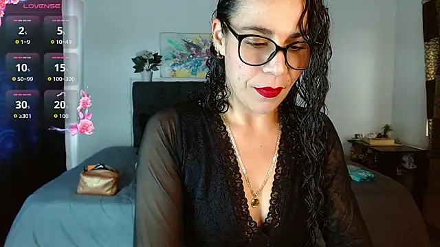 mia velvet1 online show from 09/30/25, 03:07
