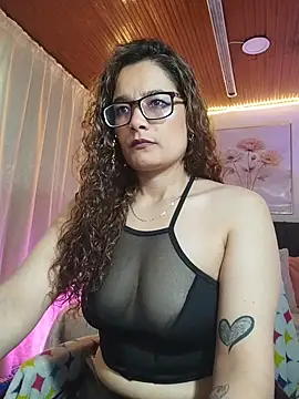 Rose Thompson1 online show from 06/03/26, 01:34