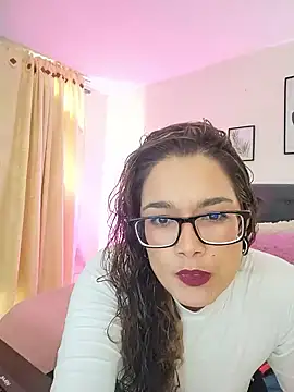 Rose Thompson1 online show from 01/12/26, 01:51