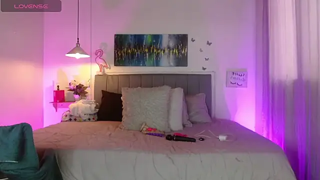 Rose Thompson1 online show from 04/14/26, 01:27