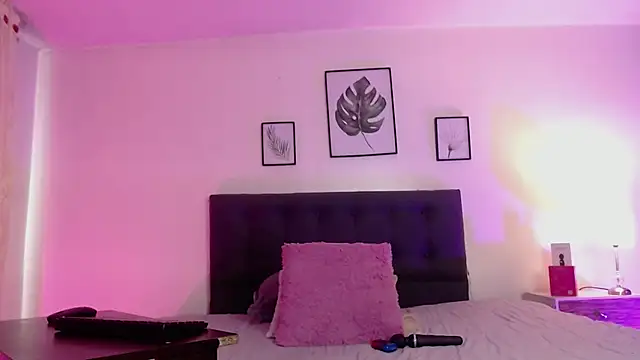 Rose Thompson1 online show from 01/31/26, 07:12