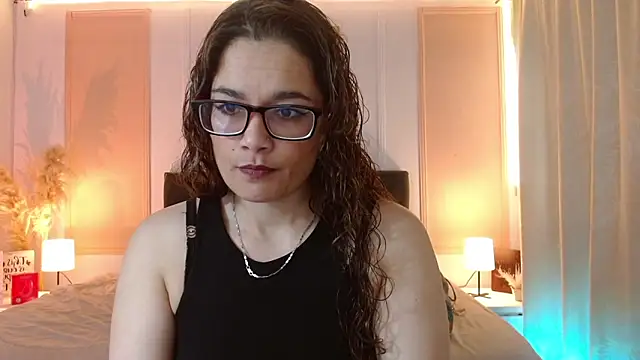 Rose Thompson1 online show from 06/07/26, 01:38