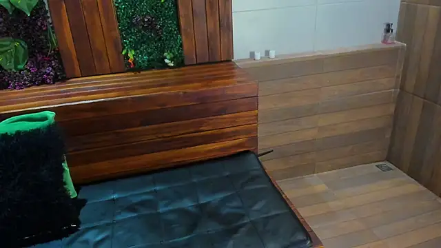 Snapshot of labrinthteasing chatting on 03/18/25, 08:16 labrinthteasing online show from 03/18/25, 08:16