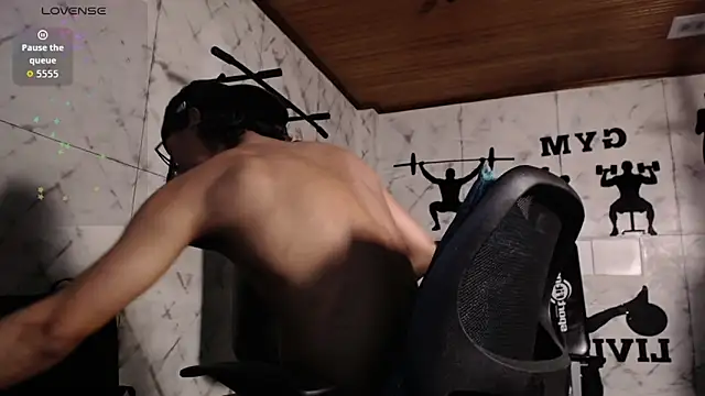 labrinthteasing online show from 02/09/26, 02:04