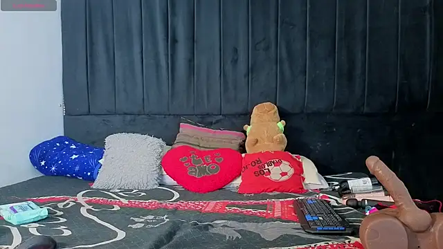 megan stathann online show from 11/26/25, 05:46