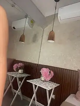 alisonnwalker2025 online show from 02/02/26, 12:48