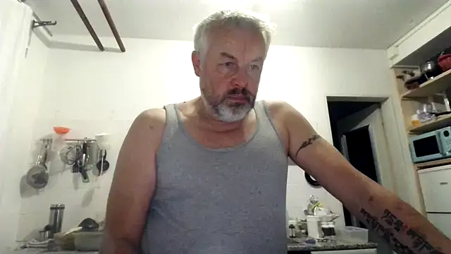 Berg Boy online show from 10/27/25, 05:19