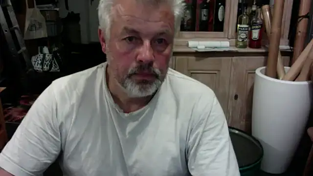 Snapshot of Berg_Boy chatting on 09/14/25, 09:15 Berg Boy online show from 09/14/25, 09:15