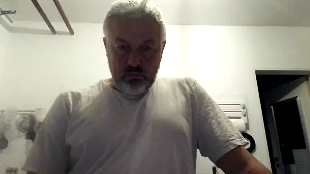 Berg Boy online show from 10/22/25, 10:41