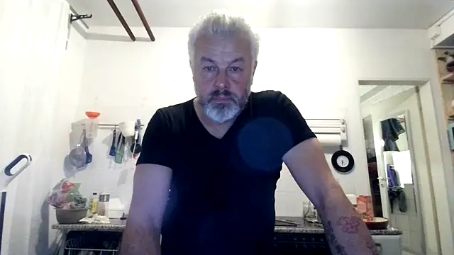 Berg Boy online show from 11/26/25, 05:29