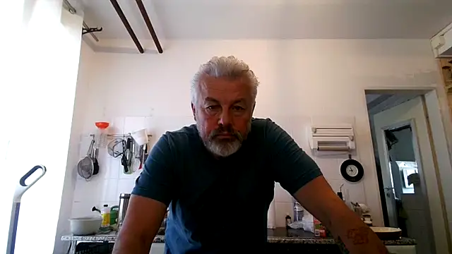 Berg Boy online show from 11/14/25, 07:56