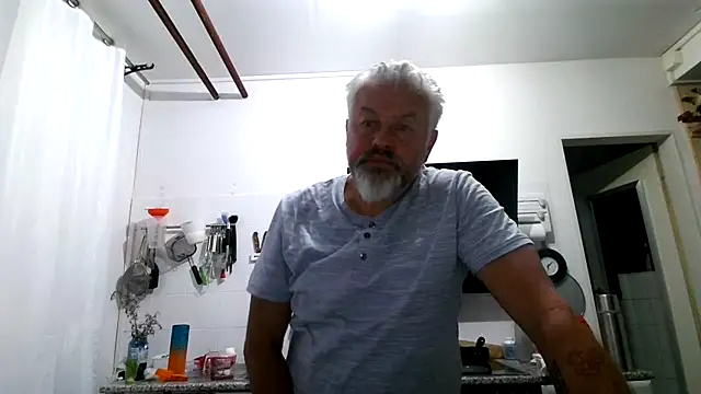 Berg Boy online show from 05/12/26, 04:09