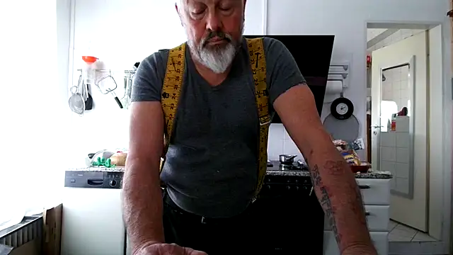 Berg Boy online show from 03/25/26, 11:09