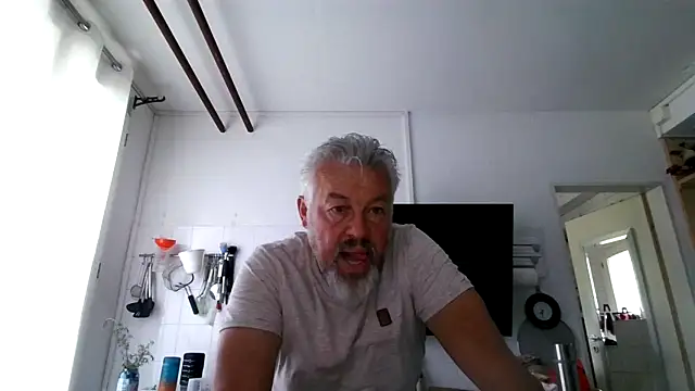 Berg Boy online show from 05/09/26, 05:33