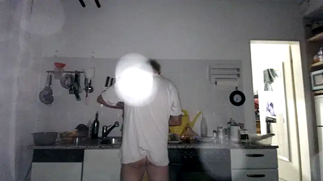 Berg Boy online show from 10/28/25, 04:35