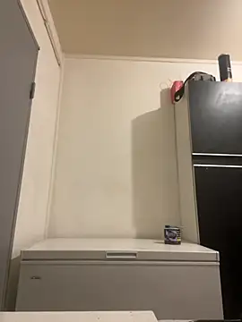 Hugo34bg online show from 10/29/25, 02:32