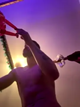 Hugo34bg online show from 12/20/25, 02:47