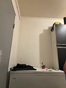 Hugo34bg online show from 02/17/26, 01:25