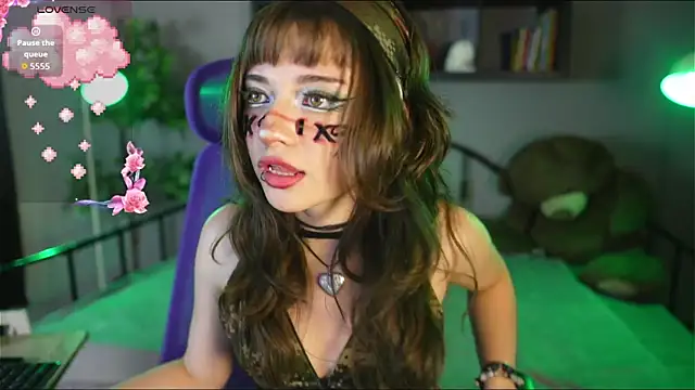 Miyuki wolf online show from 10/31/25, 09:22