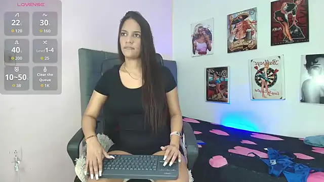 vicky bigboobs babe online show from 06/21/26, 10:15