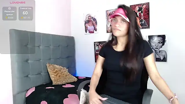 vicky bigboobs babe online show from 07/11/26, 11:16