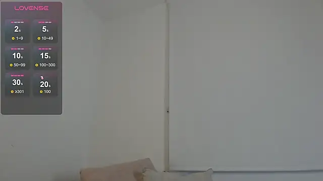 Snapshot of Ivelleee_ chatting on 07/15/26, 11:12 Ivelleee online show from 07/15/26, 11:12