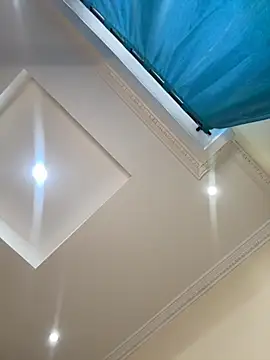 Ivelleee  online show from 11/24/25, 08:31