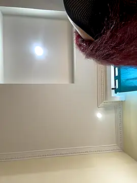 Ivelleee  online show from 11/28/25, 09:26