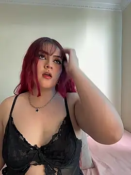 Ivelleee  online show from 01/13/26, 06:45