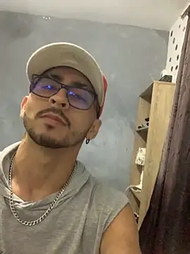 NicolasChest xxx online show from 09/29/25, 02:40