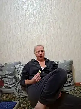 Snapshot of my_Kazka chatting on 10/18/25, 03:36 my Kazka online show from 10/18/25, 03:36