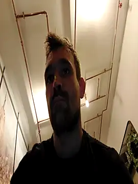 Snapshot of LKC94 chatting on 09/17/25, 07:49 LKC94 online show from 09/17/25, 07:49