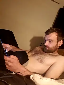 Snapshot of LKC94 chatting on 10/08/25, 03:19 LKC94 online show from 10/08/25, 03:19