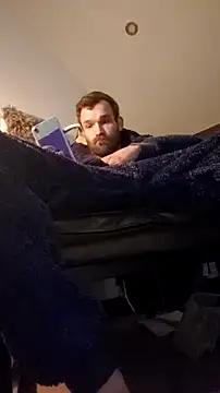 Snapshot of LKC94 chatting on 10/12/25, 04:58 LKC94 online show from 10/12/25, 04:58