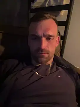 Snapshot of LKC94 chatting on 03/23/25, 12:36 LKC94 online show from 03/23/25, 12:36