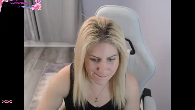 BellaStar84 online show from 10/10/25, 12:28