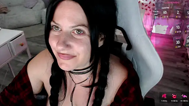 Snapshot of BellaStar84 chatting on 07/08/26, 06:14 BellaStar84 online show from 07/08/26, 06:14