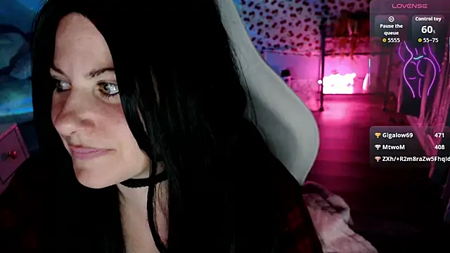 Snapshot of BellaStar84 chatting on 07/01/26, 05:52 BellaStar84 online show from 07/01/26, 05:52
